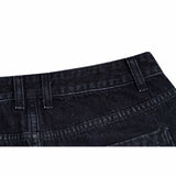 Jeans with whisker patterns