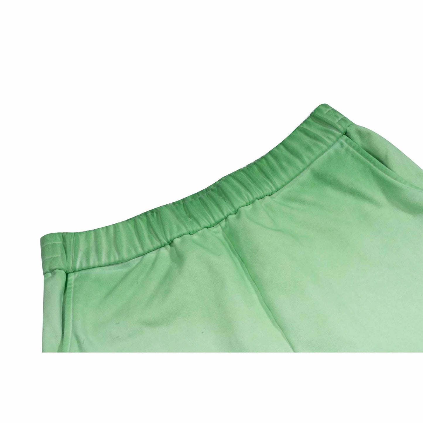 Green straight-leg sweatpants with reverse background technology.