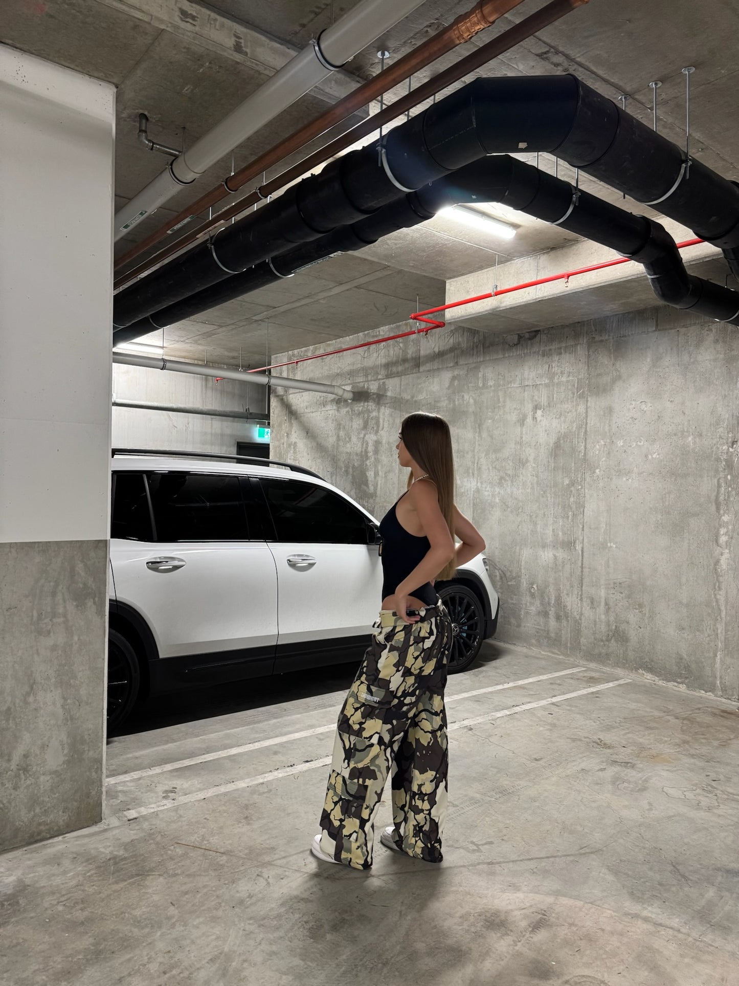 Full-width digital printing on large straight tube